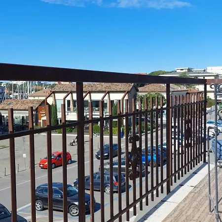 Apartman Dalla Torre Al Mare *