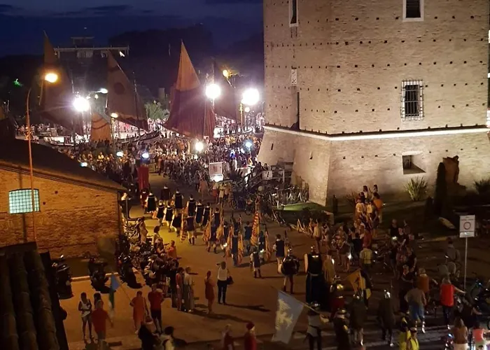 Apartament Dalla Torre Al Mare *